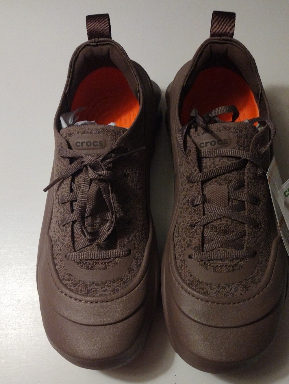 CROCS Echo Surge. Men’s Brown Knit Lace-Up Sneakers with Orange Insole